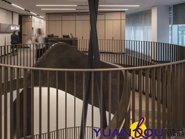 液態(tài)金屬樓梯中有些優(yōu)勢？